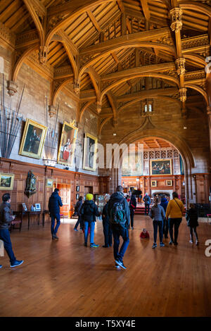 Die Kings Hall, Teil des Staates, Zimmer in Bamburgh Castle, Northumberland, England, Großbritannien Stockfoto