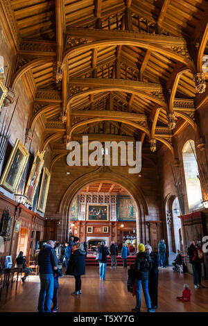 Die Kings Hall, Teil des Staates, Zimmer in Bamburgh Castle, Northumberland, England, Großbritannien Stockfoto