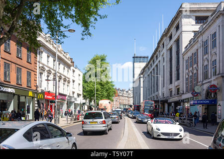 High Street Kensington, Kensington, Royal Borough von Kensington und Chelsea, Greater London, England, Vereinigtes Königreich Stockfoto