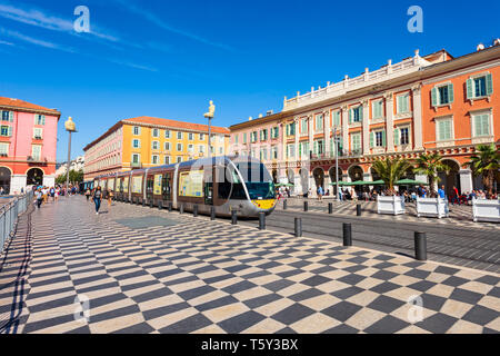Nizza, Frankreich - 27 SEPTEMBER 2018: Place Massena Square in Nizza, Côte d'Azur in Frankreich Stockfoto