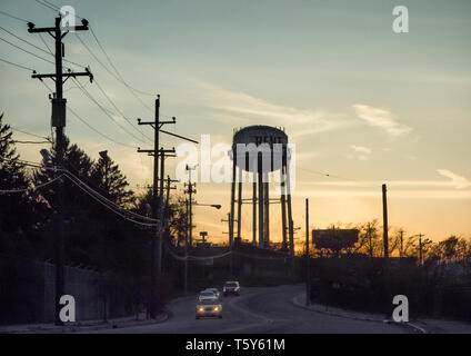 Wasserturm über Baltimore Pike in Lansdowne PA Stockfoto