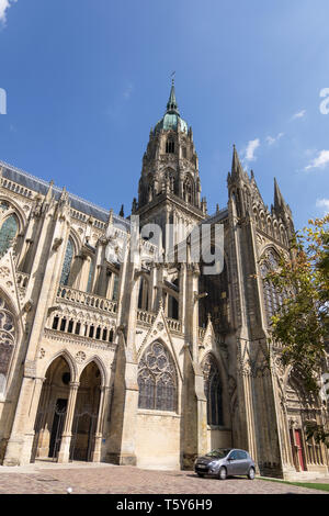 Bayeux, Frankreich - 01 September, 2018: Die Kathedrale Unserer Lieben Frau von Bayeux oder Cathedrale Notre-Dame de Bayeux. Calvados Abteilung, Normandie, Frankreich Stockfoto