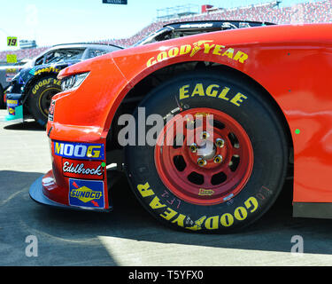 Talladega, AL, USA. 27 Apr, 2019. Goodyear Eagle Reifen am Geld Lion 300 in Talladega Super Speedway in Talladega, AL. Kevin Langley/Sport Süd Media/CSM/Alamy leben Nachrichten Stockfoto