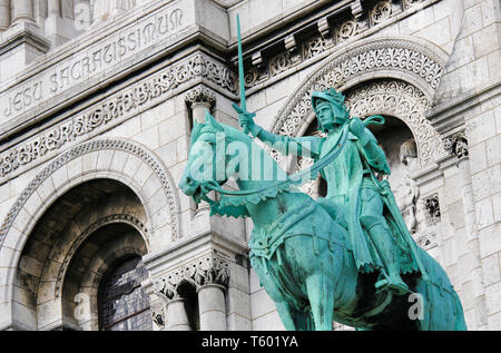 Reiterstatue von Jeanne d'Arc oder Jeanne d'Arc in der Basilika Sacré-Coeur in Montmartre, Paris, Frankreich Stockfoto