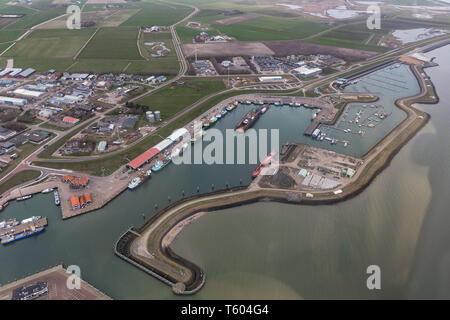 Luftaufnahme Hafen Oudeschild auf der niederländischen Insel Texel Stockfoto
