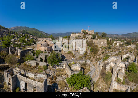 Die Türkei, Fethiye, Kayakoy (Mugla) Ghost Town, eine ehemalige griechische Kolonie und jetzt eine verlassene Stadt und Open Air Museum Stockfoto