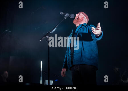 Manchester, Großbritannien. 28. April 2019. Tom Walker, die in der Ausverkauften Manchester Academyn seine UK-Tour, manchesterl 28/04/2019 Stockfoto