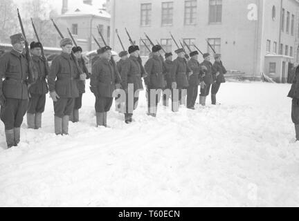 Im Winter Krieg. Ein militärischer Konflikt zwischen der Sowjetunion und Finnland. Es begann mit einer sowjetischen Invasion im November 1939, als sowjetische infantery die Grenze auf der Karelischen Landenge gekreuzt. Abgebildeten Kanadischen freiwilligen Soldaten. Januar 1940. Foto Kristoffersson ref97-10 Stockfoto