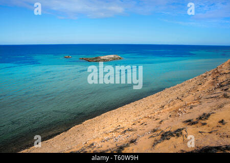 Eagle Bluff verfügt über ein unglaublich hohe Klippe, die in der Nähe von Denham Sound Shark Bay Western Australia mit Blick auf Stockfoto