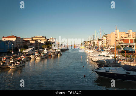 Boote angedockt in Bellaria-Igea Marina, Italien Stockfoto