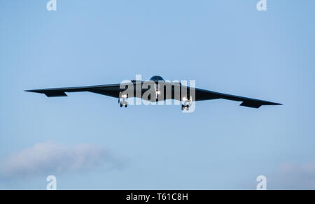 Northrop Grumman B-2 Spirit auf der Bereitstellung in Fairford in England. Stockfoto