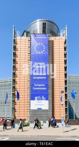 Das Berlaymont-gebäude im Europäischen Viertel in Brüssel, Belgien, befindet sich der Sitz der Europäischen Kommission seit 1967. Stockfoto