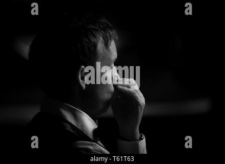 Ali Carter bei Tag neun Der2019 Betfred Weltmeisterschaft an den Tiegel, Sheffield. Stockfoto