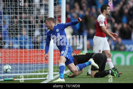 Von Leicester City Jamie Vardy feiert das zweite Tor zählen während der Premier League Match für die King Power Stadion, Leicester. Stockfoto