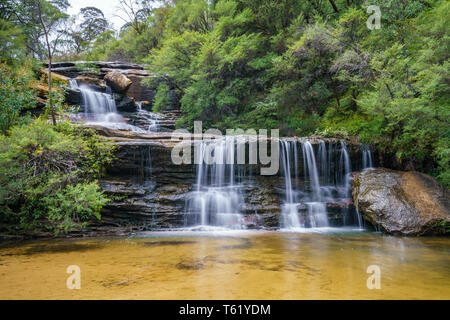 Wasserfall auf der Spencer Court gehen, Blue Mountains National Park, New South Wales, Australien Stockfoto