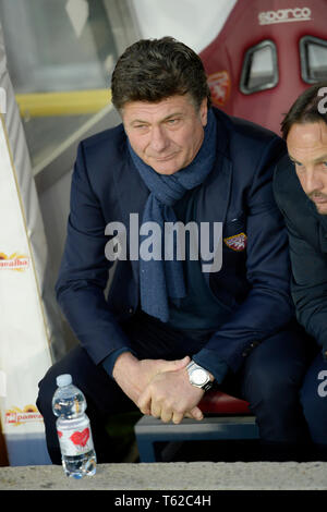 Turin, Italien. 28 Apr, 2019. 28. April 2019, Stadio Olimpico di Torino, Turin, Italien; Serie A Fußball, Torino gegenüber dem AC Mailand; Walter Mazzarri der Trainer von Torino FC Credit: Aktion Plus Sport Bilder/Alamy leben Nachrichten Stockfoto