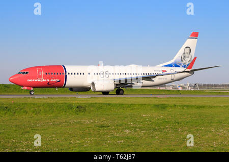 Amsterdam/Niederlande Mai 01, 2019: Boeing 737 aus dem Norwegischen auf dem Amsterdamer Flughafen Stockfoto