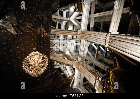 Salzbergwerk Wieliczka, Salz - Kronleuchter aus Kristall, Polen Stockfoto