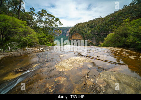 Wasserfall auf der Spencer Court gehen, Blue Mountains National Park, New South Wales, Australien Stockfoto