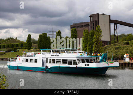 Gelsenkirchen, Deutschland. 28. April 2019. Der KulturKanal Schiff Parade findet am Rhein-Herne-Kanal (Rhein-Herne-Kanal) im Nordsternpark. Stockfoto