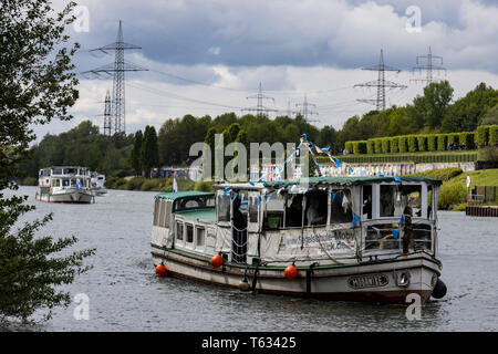 Gelsenkirchen, Deutschland. 28. April 2019. Der KulturKanal Schiff Parade findet am Rhein-Herne-Kanal (Rhein-Herne-Kanal) im Nordsternpark. Stockfoto