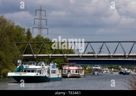 Gelsenkirchen, Deutschland. 28. April 2019. Der KulturKanal Schiff Parade findet am Rhein-Herne-Kanal (Rhein-Herne-Kanal) im Nordsternpark. Stockfoto