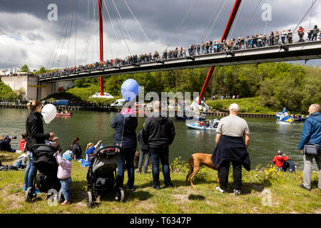 Gelsenkirchen, Deutschland. 28. April 2019. Der KulturKanal Schiff Parade findet am Rhein-Herne-Kanal (Rhein-Herne-Kanal) im Nordsternpark. Stockfoto