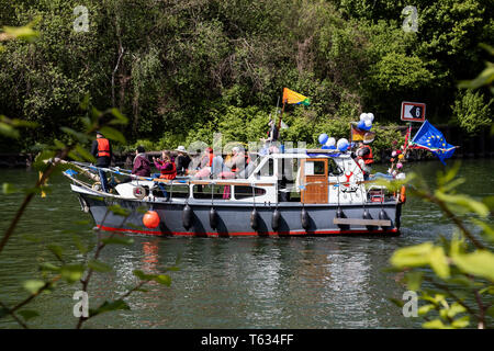 Gelsenkirchen, Deutschland. 28. April 2019. Der KulturKanal Schiff Parade findet am Rhein-Herne-Kanal (Rhein-Herne-Kanal) im Nordsternpark. Stockfoto