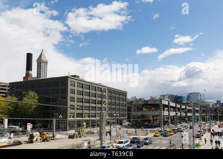 Seattle, Washington: Mannschaften der alaskischen Weise Viaduct in der Nähe des Seattle Ferry Terminal demolieren auf zentralen Uferpromenade der Stadt. Eine neue zwei 800 m lange Bohrung Stockfoto