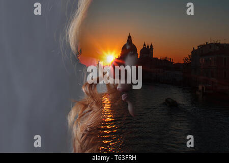 Travel Dreams, Konzept. Das Profil der Mädchen und den Sonnenuntergang in einer schönen Lage, Double Exposure. Stockfoto