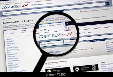 MONTREAL, KANADA - 24 April 2019: Congress.gov USA Regierung home page unter der Lupe. Congress.gov ist eine Datenbank, in der Kongreß der Vereinigten Staaten Stockfoto