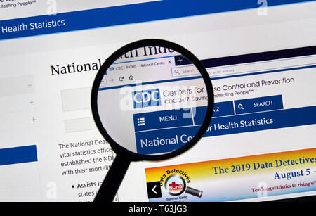MONTREAL, KANADA - 24 April 2019: CDC.gov USA Regierung home page unter der Lupe. CDC.gov ist die US-Offizielle Website des Zentrums für Dis Stockfoto