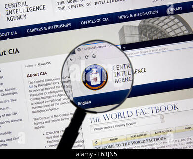 MONTREAL, KANADA - 24 April 2019: Cia.gov USA Regierung home page unter der Lupe. Cia.gov ist Zentrale Intelligenz Agentur offizielle web Seite. Stockfoto