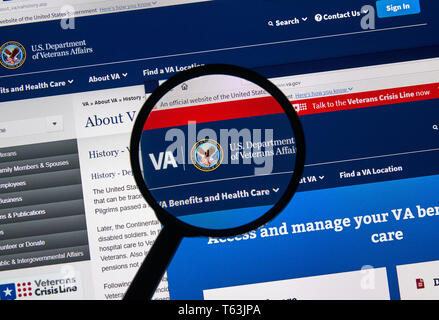MONTREAL, KANADA - 24 April 2019: va.gov USA Regierung home page unter der Lupe. Va.gov ist die offizielle Website des US-Außenministeriums Vetera Stockfoto