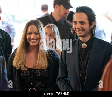 New York, NY - 28. April 2019: Margot Robbie tragen Kleid von Chanel besucht Weltpremiere des Films Dreamland im Stella Artois Theater am BMCC TRAC Stockfoto