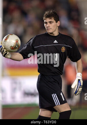 Iberostar Estadi (Son Moix), Palma de Mallorca, Spanien, 12.2.2003, Fußball: Internationale freundlich Spanien (rot) gegen Deutschland (weiss) 3:1 - - - Iker Casillas (Spanien) Stockfoto