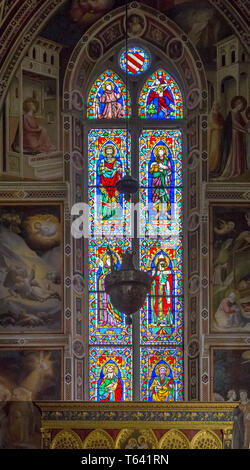 Basilica della Santa Croce (Basilika des Heiligen Kreuzes) Florenz, Italien Stockfoto