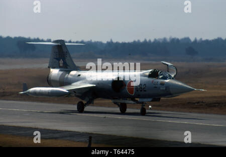 Pfister Luftwaffe/Japan Air Self Defense Forces JASDF Lockheed F-104J Starfighter Stockfoto