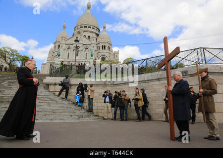 Erzbischof André Vingt-Trois. Stationen des Kreuzes. Karfreitag. Sacré-Coeur. Paris. Stockfoto