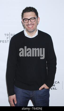 April 28, 2019 Sam Esmail besuchen 2019 Tribeca TV persents ein Abschied von Herrn Roboter-2019 Tribeca Film Festival am Frühling Studio in New York, April 28, 2019 Credit: RW/MediaPunch Stockfoto