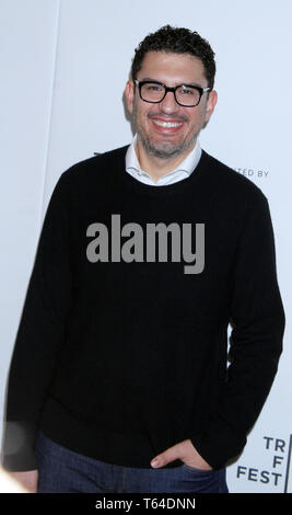 April 28, 2019 Sam Esmail besuchen 2019 Tribeca TV persents ein Abschied von Herrn Roboter-2019 Tribeca Film Festival am Frühling Studio in New York, April 28, 2019 Credit: RW/MediaPunch Stockfoto