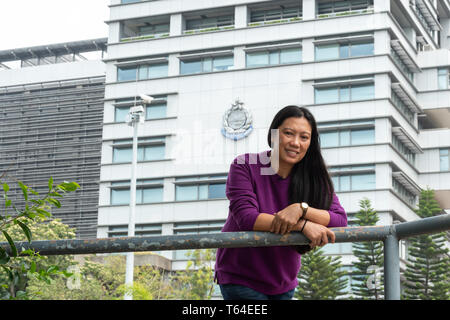 Hong Kong, Hong Kong SAR, China. 18 Mär, 2019. HONG KONG, Hong Kong SAR, China. 18. März 2019. Vanessa Mae Rodel visits Castle Peak Immigration Centre für die letzte Zeit. Nach ihrer Annahme zu Kanada als Flüchtling, Vanessa besucht CIC zum letzten Mal ihre Ausfahrt Tag zu arrangieren. Vanessa ist einer der Snowden Schutzengel, sah nach Edward Snowden, als er in ein Versteck in Hongkong ging nach der Offenbarung der eigenen Regierung überwachung. Credit: Jayne Russell/ZUMA Draht/Alamy leben Nachrichten Stockfoto