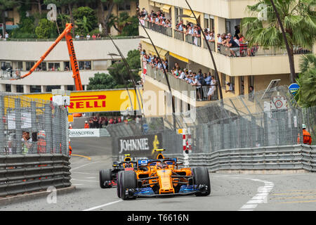 Monte Carlo / Monaco - 05/27/2018 - #2 Stoffel VANDOORNE (BEL, McLaren) und #33 Max Verstappen (NDL, Red Bull) während der GP von Monaco Stockfoto
