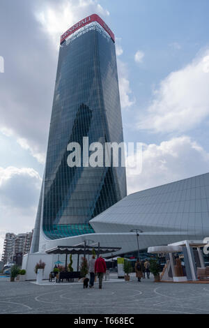 Skyscraper Generali Tower (Lo Storto/Der Twisted) Sitz der Büros der Generali Gruppe in Mailand Stockfoto