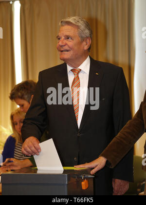 Joachin Gauck, deutsche Präsident, Stimmen in Berlin. Stockfoto