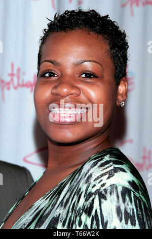 New York, USA. 22 Apr, 2007. Fantasia Barrino auf der Party celebrading's Fantasia Barrino Debüt am Broadway in "Die Farbe Lila" bei Spotlight am 22. April 2007 in New York, NY Credit: Steve Mack/S.D. Mack Bilder/Alamy Stockfoto