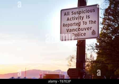 VANCOUVER, BC, Kanada - Apr 20, 2019: ein Vancouver Polizei Schild am 420 Festival in Vancouver. Stockfoto