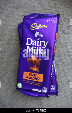 Australische Cadbury Dairy Milk geröstete Mandel Schokolade Stockfoto