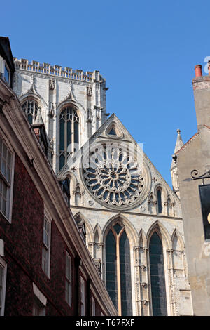 York Minster südlichen Querschiff Rosette, eine Sonnenblume Stockfoto