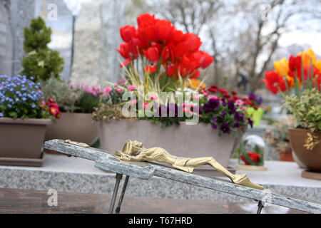 Kreuzigung de Jésus-Christ sur la Croix. Pierre tombale. Stockfoto